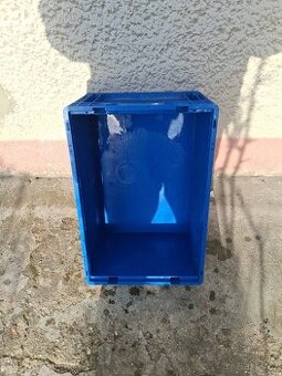 Bědný,krabice, přepravky