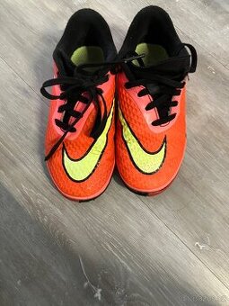 Dětské kopačky (turfy)