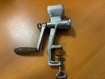 Starý mlýnek na mák