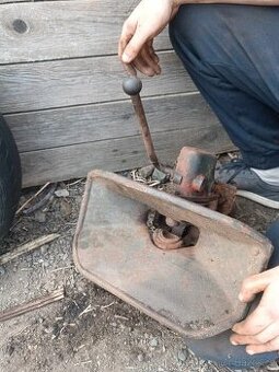 automatický závěs