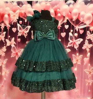 Dětské společenské šaty s flitry