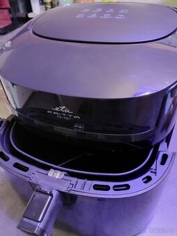 Horkovzdušná fritéza