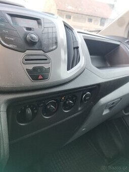 Prodám Ford transit rok 2014 obsah 2'2  92 kW