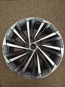 19" alu VERITATE ze Škoda Superb 4 IV, antracitové