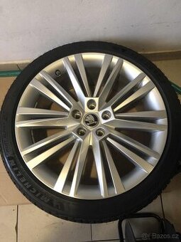 Alu kola Canopus na Škoda Superb 3, R19