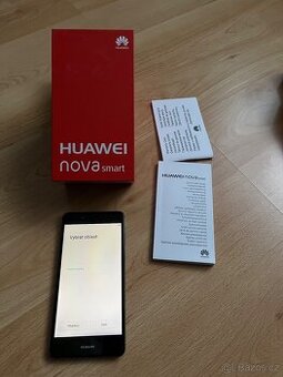Smartphone Huawei nova Smart / xiaomi redmi 5a