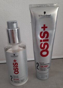 OSIS+ na kudrnaté vlasy a objem