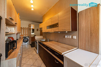 Prodej bytu 3+1, lodžie, 62 m2, Kraslice ul. B. Smetany