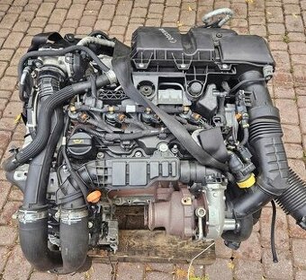 Prodám motor Opel Corsa F Peugeot 208 YH01 75kw. Motor je ko