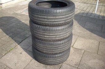 Prodám letní pneuNokian Tyres 235/50R18