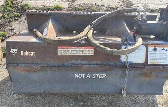 Půdní rotavator Bobcat na smykový nakladač Novotný