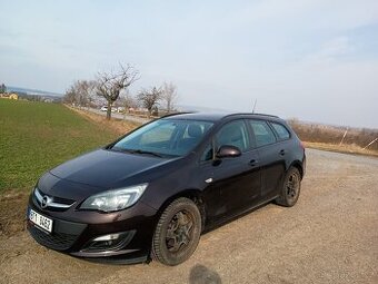 Opel Astra J Sports Tourer 2.0 CDTI 121 kW