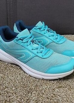 sportovní boty Kalenji Decathlon 37