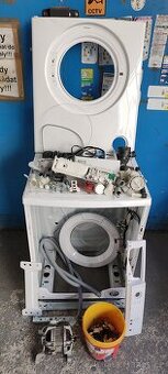 Pračka ECG  EWF 1053 MA na díly viz foto