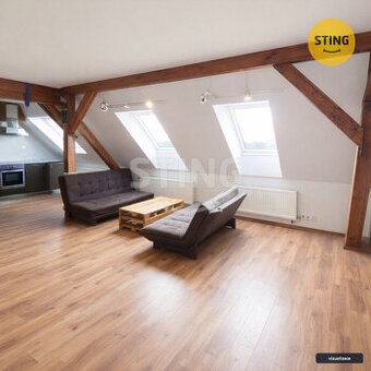 Podkrovní byt 3+kk v centru města, 95m2, Mohelnice, 135365