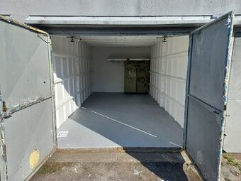 P: Garáž s elektrikou