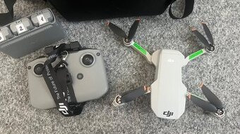 DJI mini 2SE fly more combo