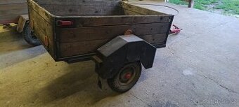 Vozík za auto