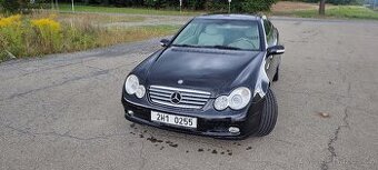 Mercedes Benz CL203 coupe C220CDI