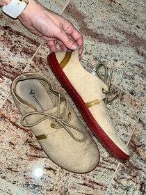 MOŽNÁ SLEVA Béžové Vivobarefoot boty vel. 38