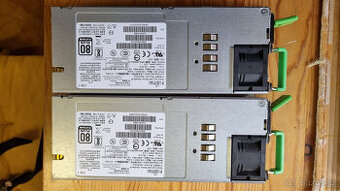2× Fujitsu 450W Platinum hot-swap serverový zdroj DPS-450DB-