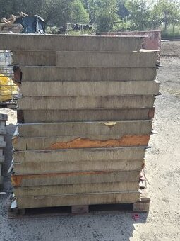 Panely z minerální vaty 2.6-3m dlouhé.