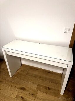 IKEA MALM toaletní stolek, bílý, 120×41 cm