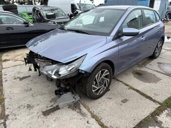 Hyundai I20 1.2i WAVE 2025 pojizdne navi 7000km