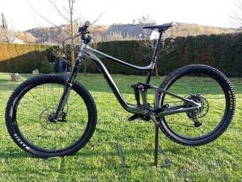 Giant Reign 29