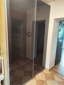 Prodám skříň Ikea PAX s posuvnými dveřmi