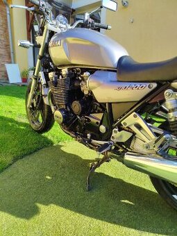 Yamaha xjr1200