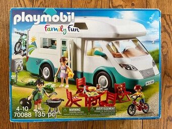 Rodinný karavan PLAYMOBIL - 1