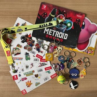 Sbírka Nintendo merch bonusů k Switch hrám