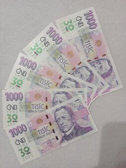 Prodám sbírku Jubilejní vydání 1000,-kč s přítiskem srieR26. - 1