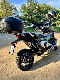 Honda X-ADV 750