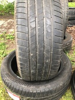 225/45 R18 DOT22-5,5mm