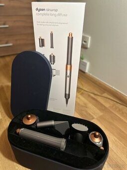 Prodam dyson airwrap long diffuse