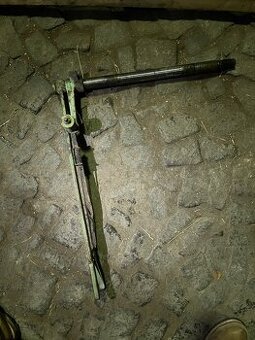 Prodám originál ruční brzdu na ZETOR25N
