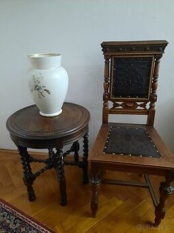 Starožitný krásný zvláštní stolek prům.56 cm,v 57 cm,