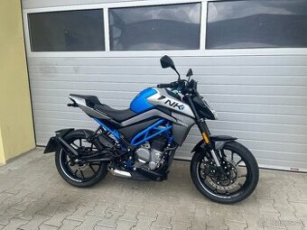 CF MOTO 300 NK
