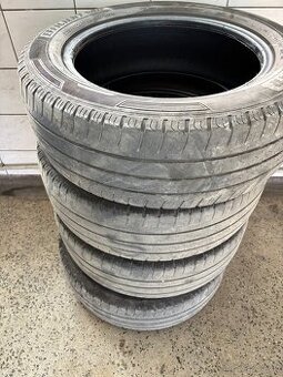 Pneu Goodyear 215/60-R17C 109/107 H EFFICIENT GRIP