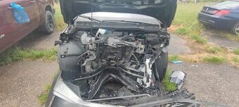 Škoda Enyaq 80x koupím díly