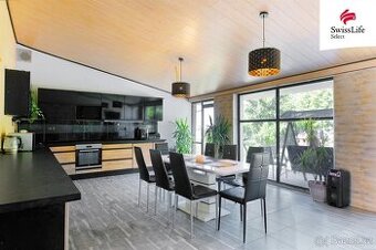 Prodej rodinného domu 308 m2, Vinařice - 1