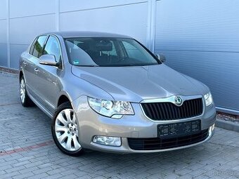 Škoda Superb II 2.0TDI 103KW DSG,Navi,Bi-XEN,ALU,1.Majitel