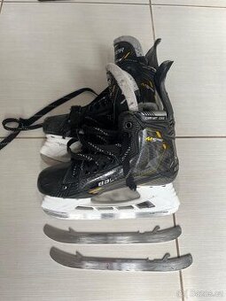 Brusle bauer m5 pro + náhradní nože vel. 6 fit 1 (40.5)