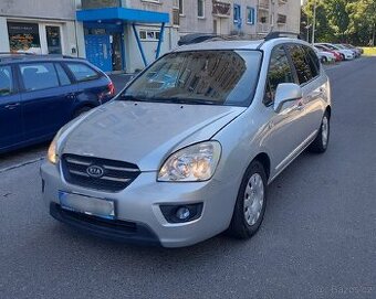 Kia Carens 2.0 CRDI 103kw 7místně Rok výroby 2011