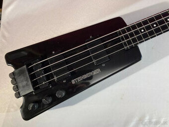 Originální Steinberger elektrická baskytara bezpražcová, bez