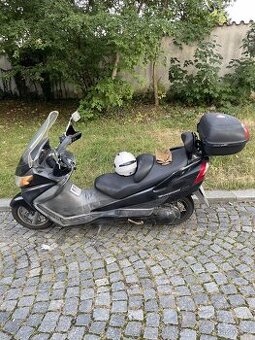 Suzuki Burgman 400