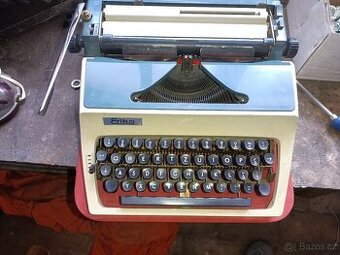 Psací stroj Erika - 1