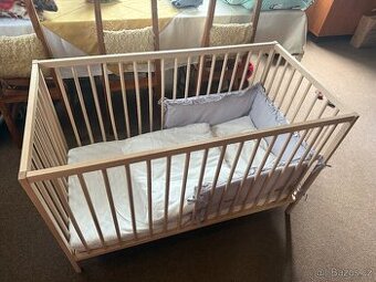 Postýlka s matrací